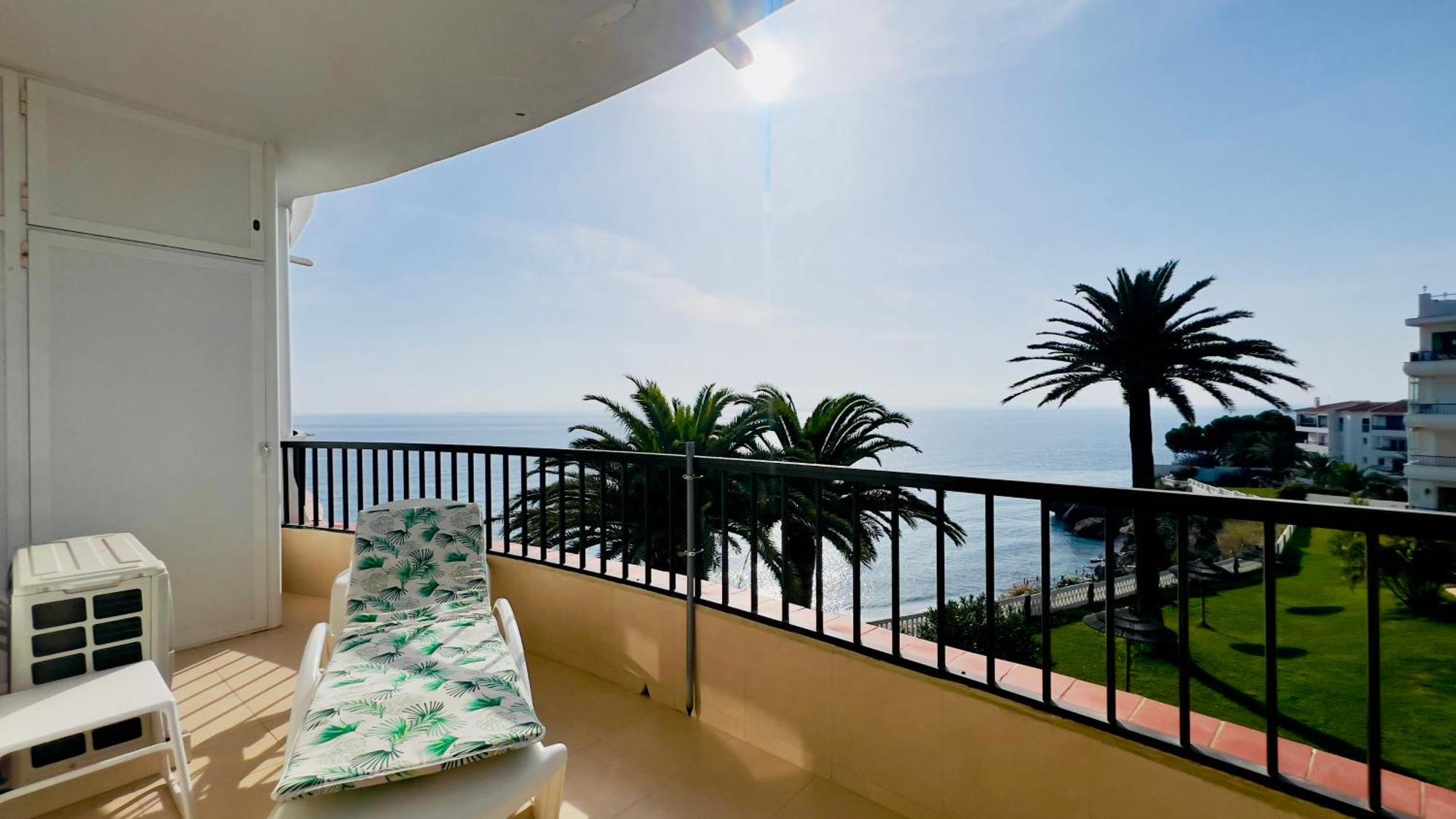 Acapulco Playa Beautiful Seaview Apartment Nerja Ngoại thất bức ảnh